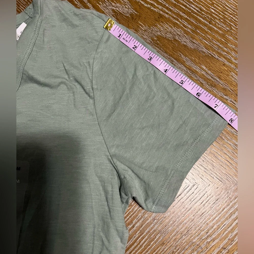 NWT GAP|Forever Soft V-Neck Tee|Size Medium - Picture 4 of 7